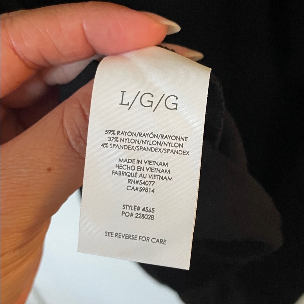 CAbi Large Black Women's Thick Longsleeve Blouse‎ - Picture 7 of 7